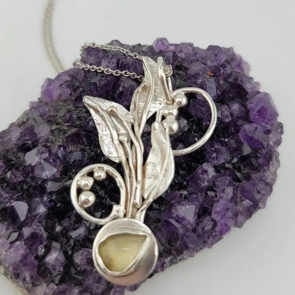 PREHNITE STONE GARDEN PENDANT HANDMADE IN STERLING SILVER - Picture 2 of 7